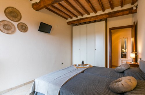 Foto 25 - Apartamento de 2 habitaciones en San Gimignano con piscina y terraza