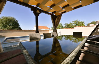 Foto 3 - Casa con 4 camere da letto a Stankovci con piscina privata e vista mare