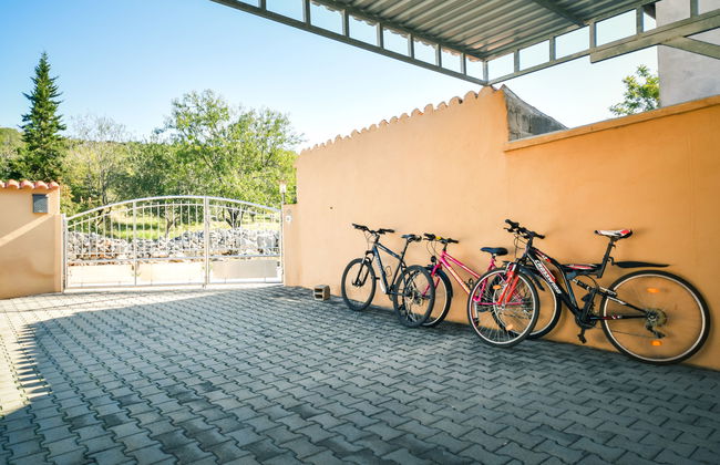 Casa de 6 quartos em Stankovci com piscina privada e jardim - Foto 34