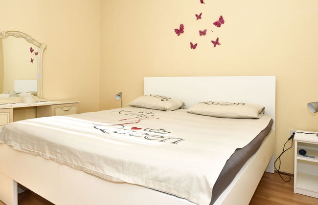 Casa de 6 quartos em Stankovci com piscina privada e jardim - Foto 9