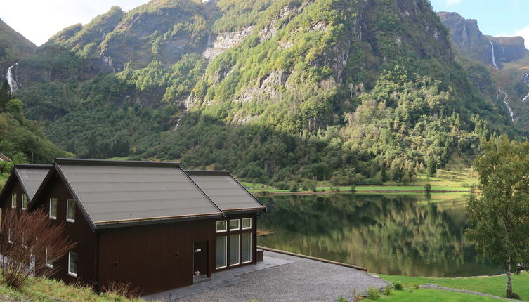 Photo 1 - Maison de 4 chambres à Vik i Sogn avec terrasse et sauna