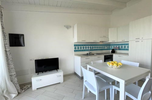 Foto 9 - Apartamento de 1 quarto em Trinità d'Agultu e Vignola com piscina e vistas do mar