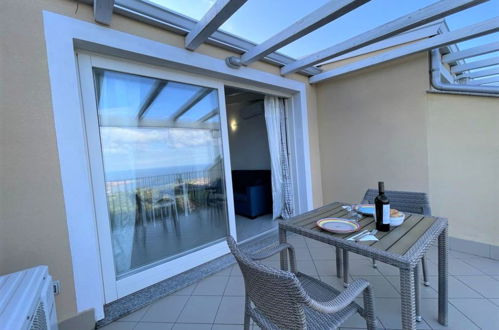 Foto 17 - Apartamento de 1 quarto em Trinità d'Agultu e Vignola com piscina e vistas do mar
