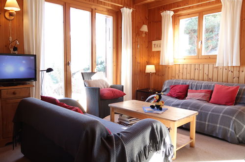 Photo 3 - 4 bedroom House in Val-d'Illiez with terrace and mountain view