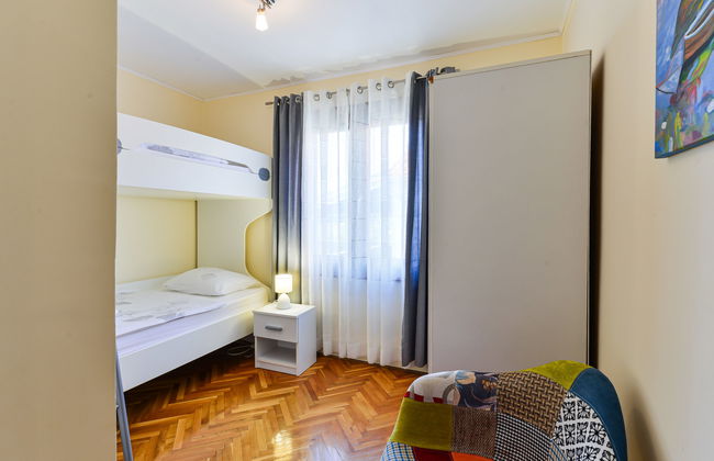 Casa de 4 quartos em Bilice com piscina privada e jardim - Foto 22