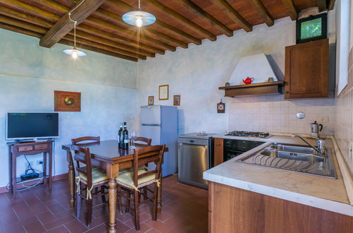 Photo 10 - 1 bedroom Apartment in Greve in Chianti with swimming pool and garden