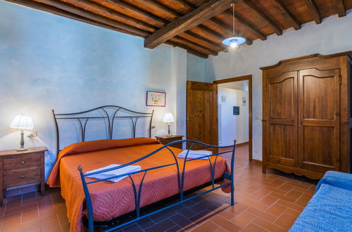 Photo 16 - 1 bedroom Apartment in Greve in Chianti with swimming pool and garden