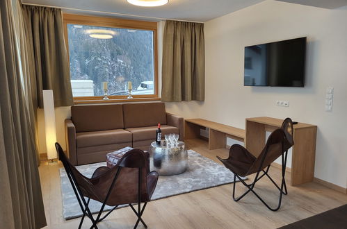 Photo 1 - 2 bedroom Apartment in See with terrace and mountain view