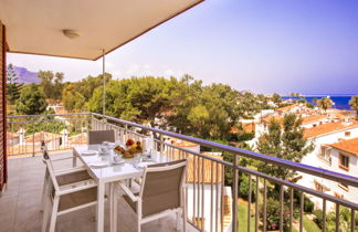 Photo 3 - 3 bedroom Apartment in Dénia with swimming pool and terrace