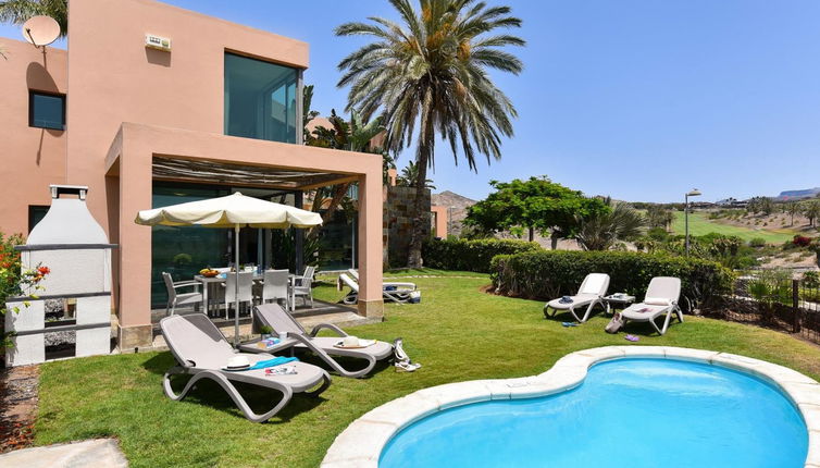 Photo 1 - Maison de 3 chambres à San Bartolomé de Tirajana avec piscine privée et vues à la mer