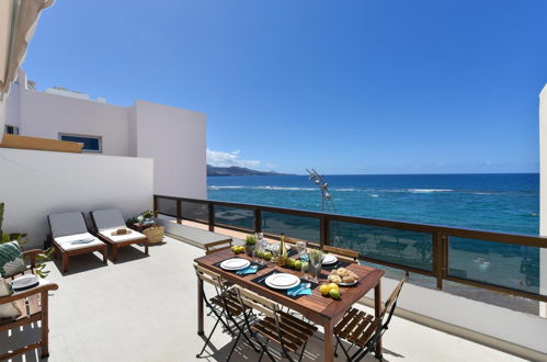 Foto 2 - Apartamento de 2 habitaciones en Las Palmas de Gran Canaria con terraza y vistas al mar
