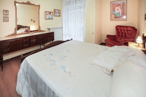 Foto 11 - Apartment mit 1 Schlafzimmer in Luino mit garten und blick auf die berge