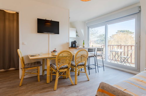 Foto 8 - Apartamento de 1 habitación en Cabourg con vistas al mar