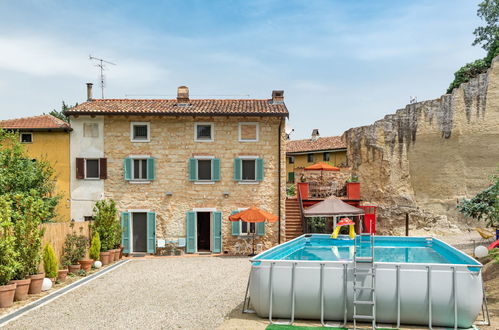 Foto 2 - Casa de 3 habitaciones en Vignale Monferrato con piscina privada y jardín