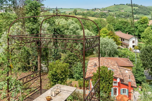 Photo 29 - Maison de 3 chambres à Vignale Monferrato avec piscine privée et jardin