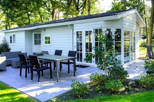 Foto 6 - Casa de 2 quartos em Otterlo com piscina e terraço