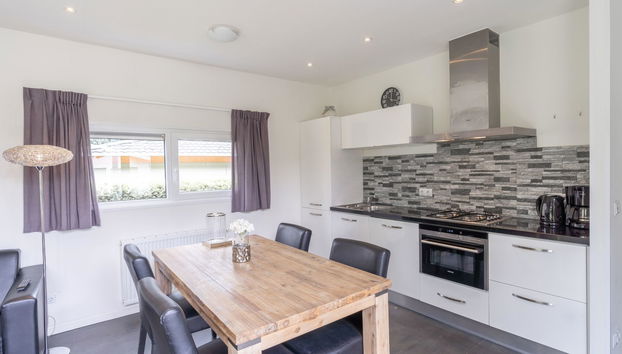 3 bedroom House in Brunssum with terrace - Photo 2