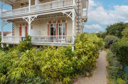 Photo 23 - 1 bedroom Apartment in Royan with terrace and sea view