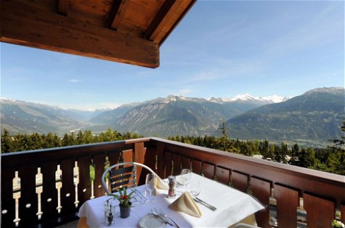 Photo 3 - 2 bedroom Apartment in Crans-Montana with swimming pool and mountain view