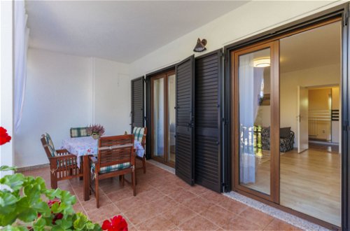 Photo 16 - 2 bedroom Apartment in Umag with terrace and sea view