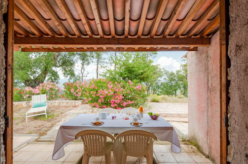 Foto 16 - Apartamento de 2 habitaciones en Roquebrune-sur-Argens con piscina y vistas al mar