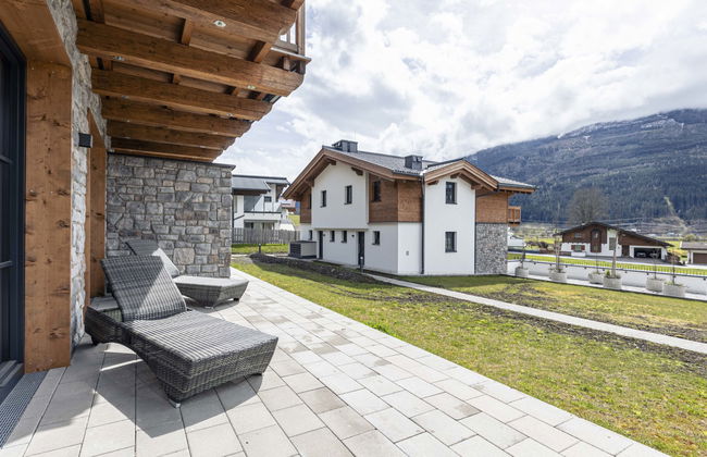 Casa de 5 quartos em Uttendorf com jardim e terraço - Foto 1