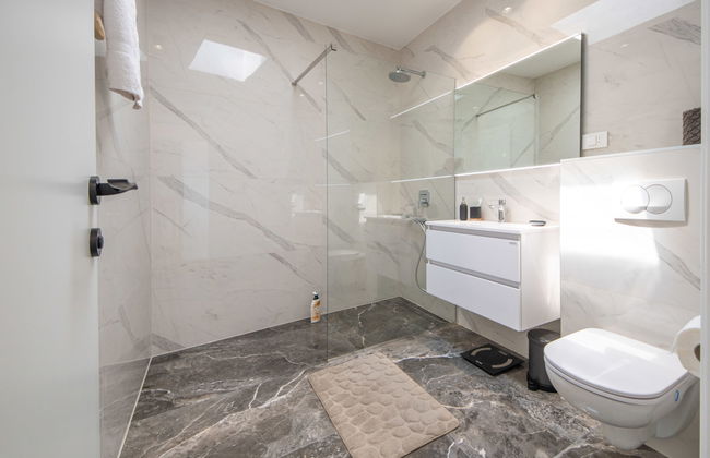 Casa de 4 quartos em Crikvenica com piscina privada e terraço - Foto 31