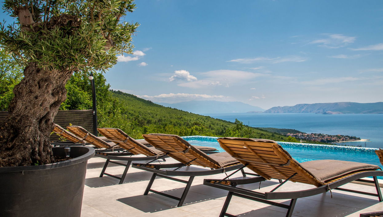 Casa de 4 quartos em Crikvenica com piscina privada e terraço - Foto 1
