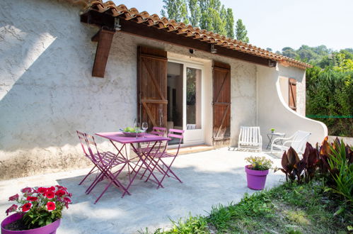 Photo 1 - Maison de 2 chambres à Saint-Paul-de-Vence avec jardin et terrasse