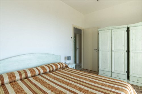 Foto 10 - Apartment mit 1 Schlafzimmer in Terzorio mit garten