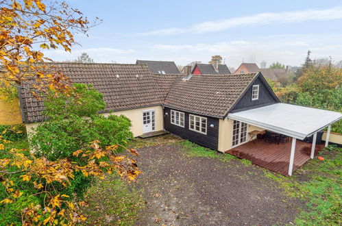 Photo 3 - Maison de 4 chambres à Østermarie avec terrasse