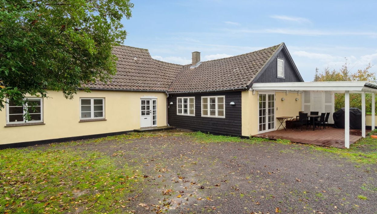 Casa de 4 quartos em Østermarie com terraço - Foto 1