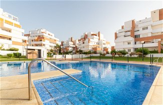 Foto 1 - Appartamento con 2 camere da letto a Roquetas de Mar con piscina e vista mare
