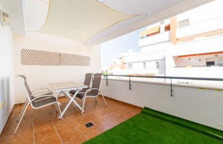 Photo 2 - Appartement de 2 chambres à Roquetas de Mar avec piscine et vues à la mer