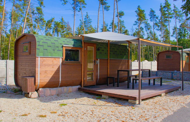 Casa de 1 quarto em Hradec Kralove com jardim - Foto 12