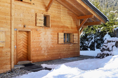 Foto 41 - Casa con 4 camere da letto a Ollon con giardino e terrazza