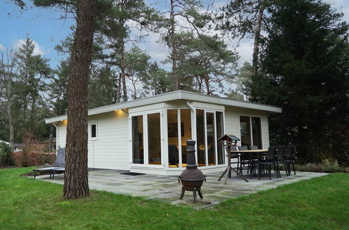 Foto 2 - Casa de 3 quartos em Beekbergen com piscina e jardim