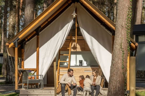 Foto 1 - Casa con 2 camere da letto a Zutendaal con piscina e terrazza