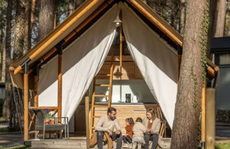 Foto 1 - Casa con 2 camere da letto a Zutendaal con piscina e terrazza