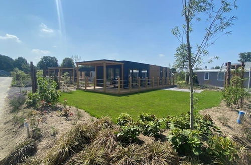 Photo 6 - Maison de 2 chambres à Biddinghuizen avec piscine et terrasse