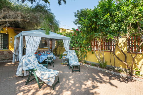 Foto 25 - Casa de 2 quartos em Quartu Sant'Elena com jardim e vistas do mar