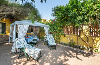 Photo 3 - 2 bedroom House in Quartu Sant'Elena with garden