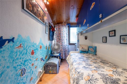 Foto 14 - Haus mit 2 Schlafzimmern in Quartu Sant'Elena mit garten und blick aufs meer