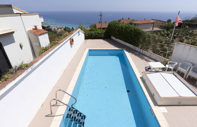 Apartamento de 2 quartos em Ospedaletti com piscina e jardim - Foto 5