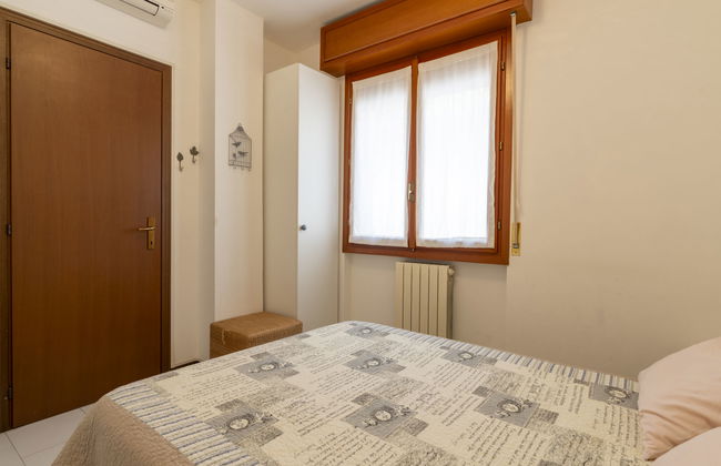 Apartamento de 2 quartos em Ospedaletti com piscina e jardim - Foto 12