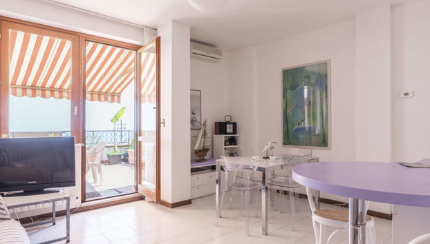 Apartment mit 2 Schlafzimmern in Ospedaletti mit schwimmbad und garten - Foto 2