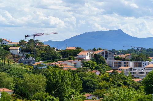 Foto 5 - Apartamento de 1 habitación en Biarritz con terraza y vistas al mar