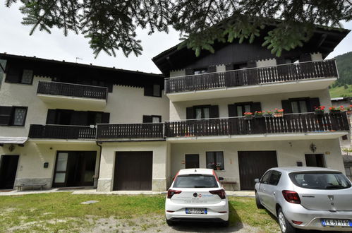 Photo 25 - 2 bedroom Apartment in Madesimo with garden and terrace