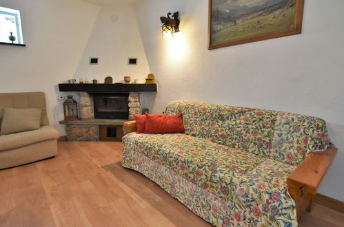 Photo 10 - 2 bedroom Apartment in Madesimo with garden and mountain view