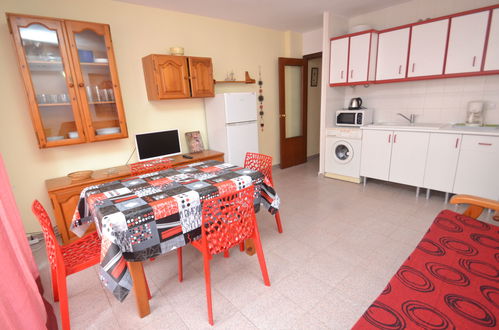 Foto 7 - Apartamento de 1 quarto em Salou com piscina e terraço